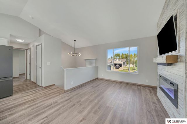 4135 W Huntington Avenue, Lincoln, NE 68528