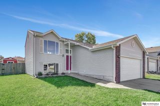 4135 W Huntington Avenue, Lincoln, NE 68528