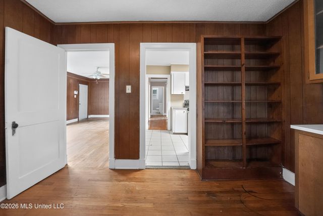 3021 Downing Street, Jackson, MS 39216