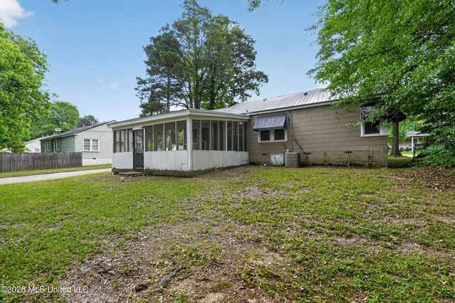 3021 Downing Street, Jackson, MS 39216