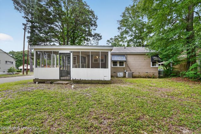 3021 Downing Street, Jackson, MS 39216