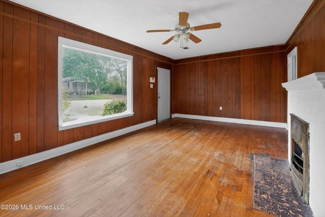 3021 Downing Street, Jackson, MS 39216