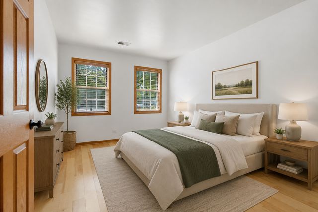 225 Columbia Court 5, Schaumburg, IL 60193