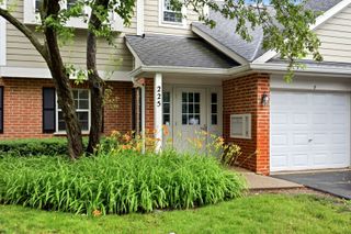 225 Columbia Court 5, Schaumburg, IL 60193