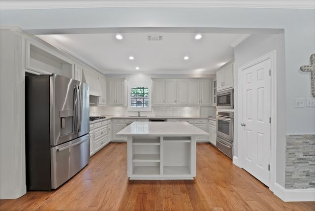 165 E Dove Road, Southlake, TX 76092