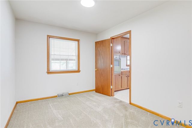 7266 Bellspring Dr, Mechanicsville, VA 23111