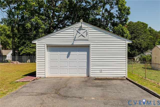 7266 Bellspring Dr, Mechanicsville, VA 23111