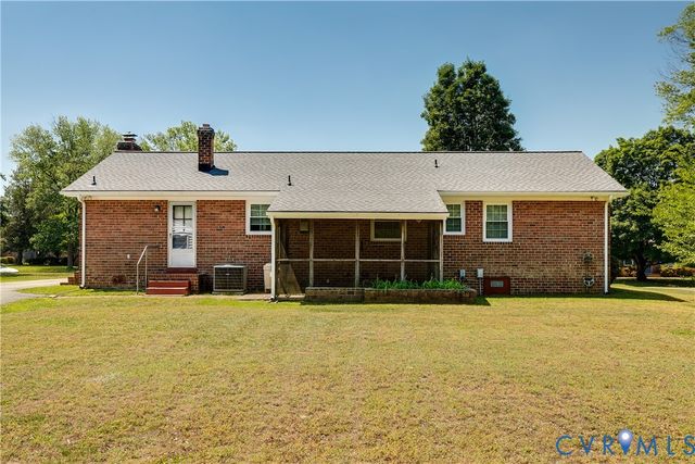 7266 Bellspring Dr, Mechanicsville, VA 23111