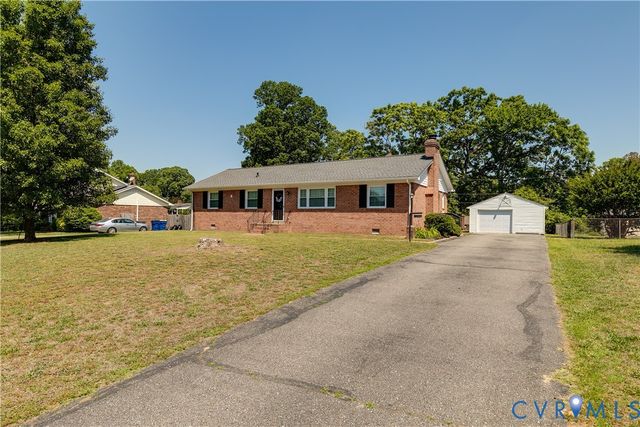 7266 Bellspring Dr, Mechanicsville, VA 23111