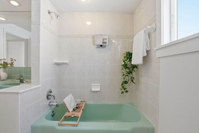 2923 S Manito Blvd, Spokane, WA 99203