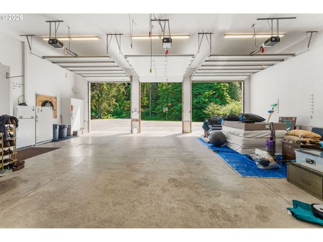 112 CHAPMAN Rd, Castle Rock, WA 98611
