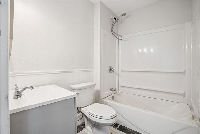 1730 Park Avenue SE, Cedar Rapids, IA 52405