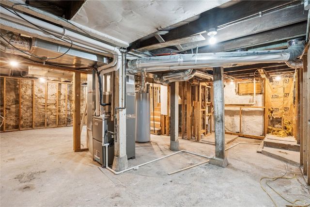 1730 Park Avenue SE, Cedar Rapids, IA 52405