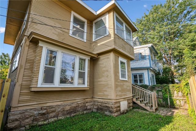 1730 Park Avenue SE, Cedar Rapids, IA 52405