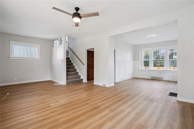 1730 Park Avenue SE, Cedar Rapids, IA 52405