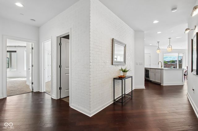 333 Massachusetts Avenue 305, Indianapolis, IN 46204