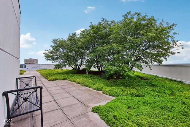 333 Massachusetts Avenue 305, Indianapolis, IN 46204