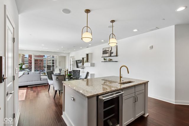 333 Massachusetts Avenue 305, Indianapolis, IN 46204