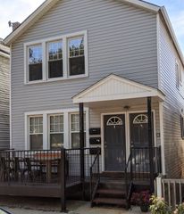 1828 N Bissell Street 1, Chicago, IL 60614
