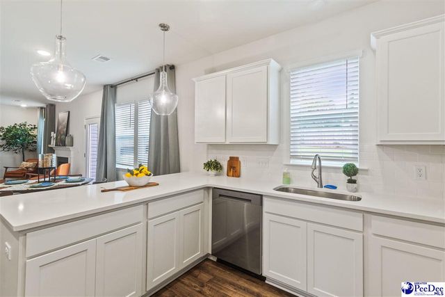 1240 Summer Duck Loop, Florence, SC 29501