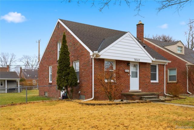 1860 N Denwood Street, Dearborn, MI 48128
