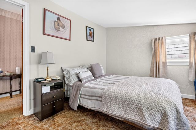 41 Green Place, New Rochelle, NY 10801