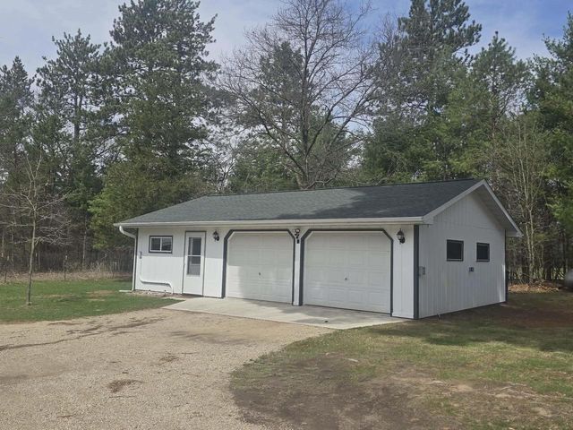 N4869 COUNTY ROAD WW, Wild Rose, WI 54984