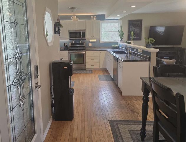 N4869 COUNTY ROAD WW, Wild Rose, WI 54984