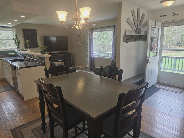 N4869 COUNTY ROAD WW, Wild Rose, WI 54984