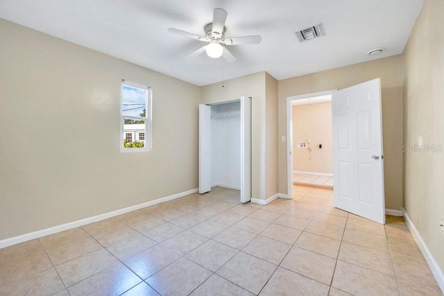 3808 W COUNTRY LOOP, Lakeland, FL 33811