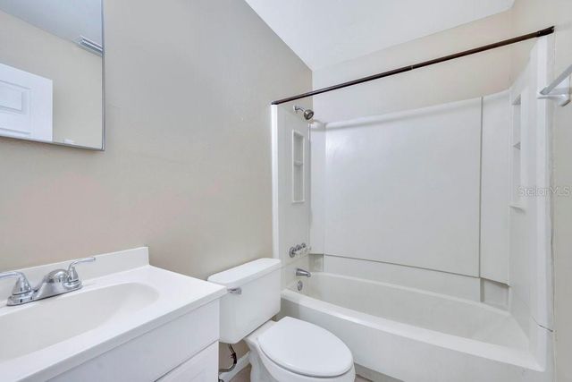 3808 W COUNTRY LOOP, Lakeland, FL 33811