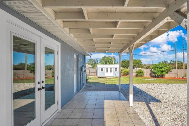 3808 W COUNTRY LOOP, Lakeland, FL 33811