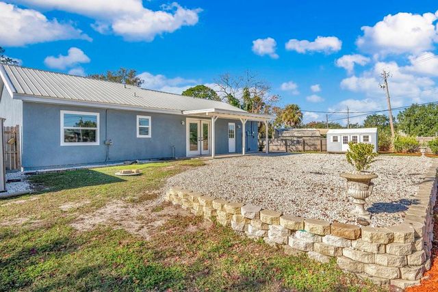 3808 W COUNTRY LOOP, Lakeland, FL 33811