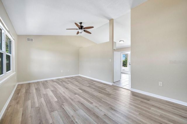 3808 W COUNTRY LOOP, Lakeland, FL 33811