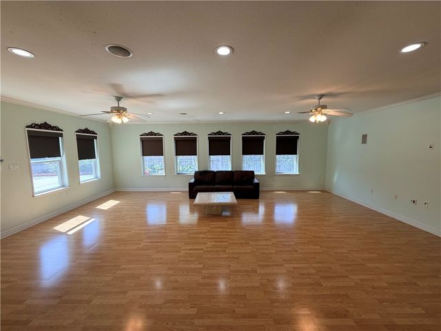 4513 Ammer Lake Dr, Corpus Christi, TX 78413