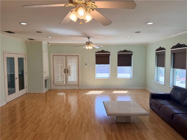 4513 Ammer Lake Dr, Corpus Christi, TX 78413