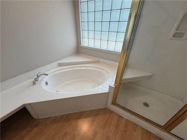 4513 Ammer Lake Dr, Corpus Christi, TX 78413