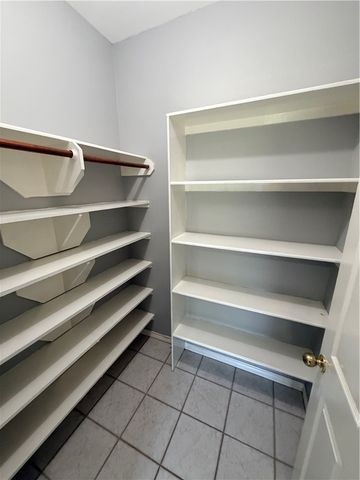 4513 Ammer Lake Dr, Corpus Christi, TX 78413