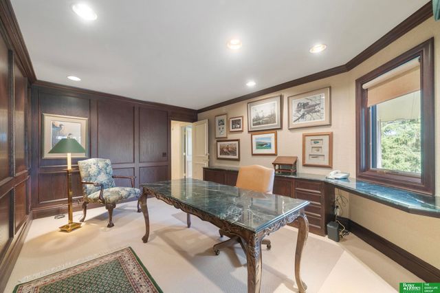 9465 Jackson Circle, Omaha, NE 68114