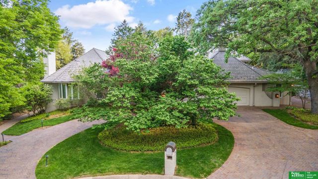 9465 Jackson Circle, Omaha, NE 68114