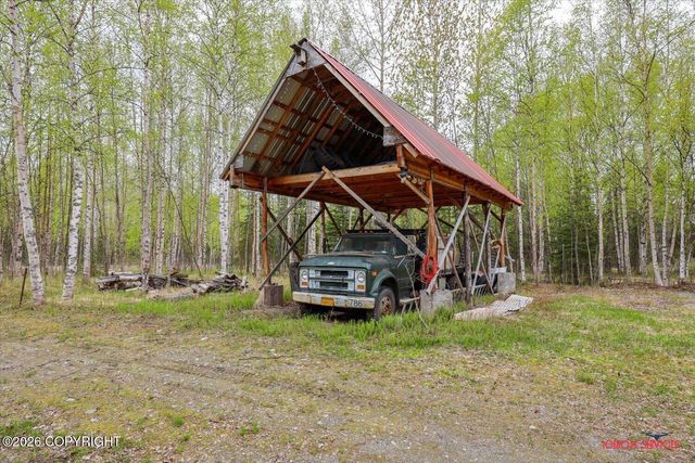 7329 W Peninsula Drive, Wasilla, AK 99623