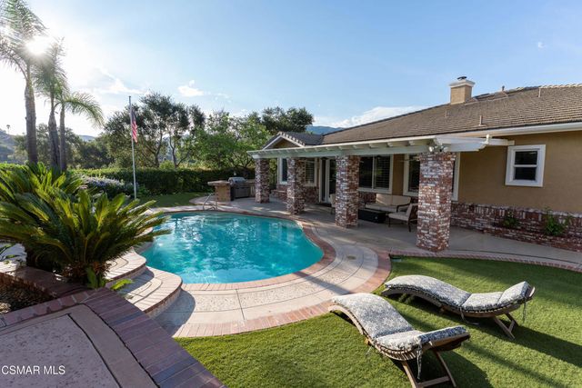 750 Huntsdale Court, Newbury Park, CA 91320