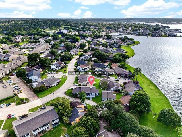17 April Point Drive N, Conroe, TX 77356