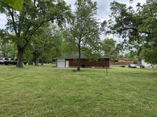 1915 Manchester Ave, Nashville, TN 37218