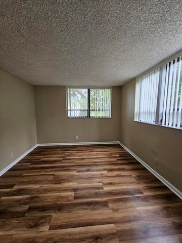 1900 N Congress Avenue 205, West Palm Beach, FL 33401