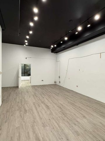 2650 N Halsted Street Retail, Chicago, IL 60614