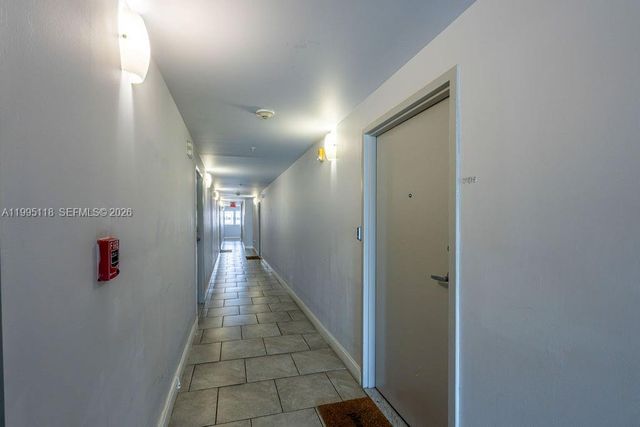 2740 SW 28th Ter 705, Miami, FL 33133