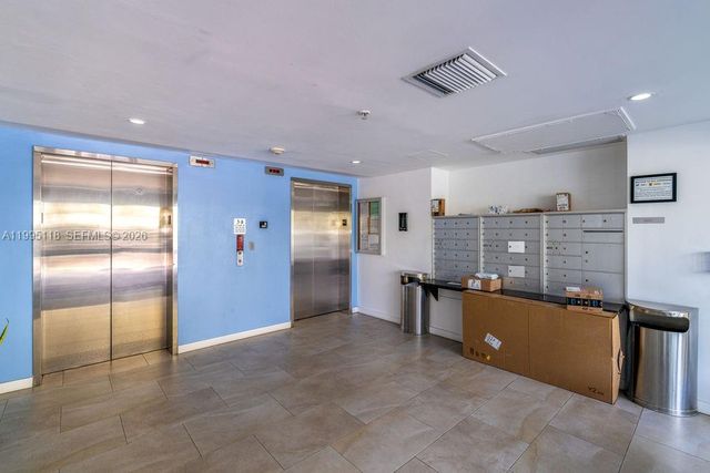 2740 SW 28th Ter 705, Miami, FL 33133