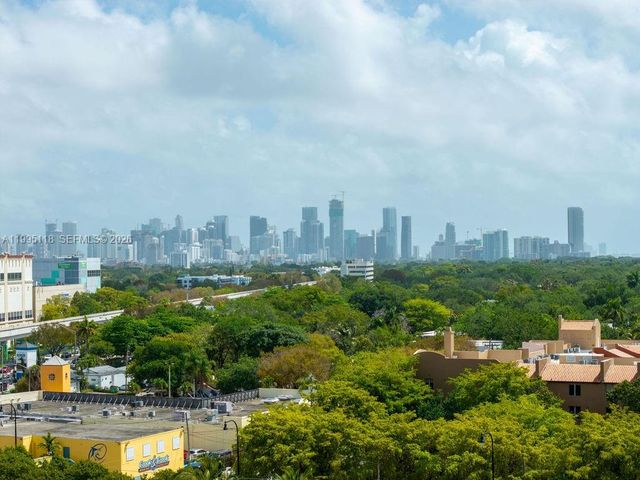 2740 SW 28th Ter 705, Miami, FL 33133