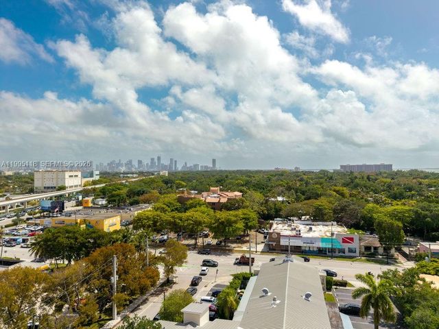 2740 SW 28th Ter 705, Miami, FL 33133